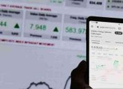 IHSG turun 2 persen ke 7.935 menjelang akhir pekan