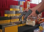 Pegawai Bea Cukai menyewa rumah aman khusus untuk menyimpan uang dan emas