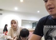 Aldi Taher Kurangi Sensasi, Pilih Jualan Burger