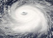 Siklon Tropis Luana, Waspadai Hujan Lebat dan Gelombang di Wilayah Ini